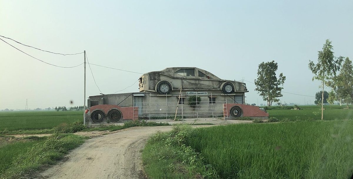 Cement car on top a farmhouse in Punjab, India.jpg